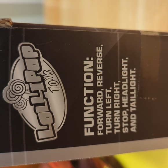 Remote Control Audi R8. NWT - Picture 2 of 8